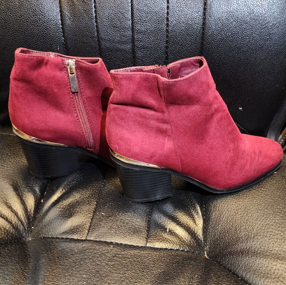 Women's Booties - Picture 5 of 8